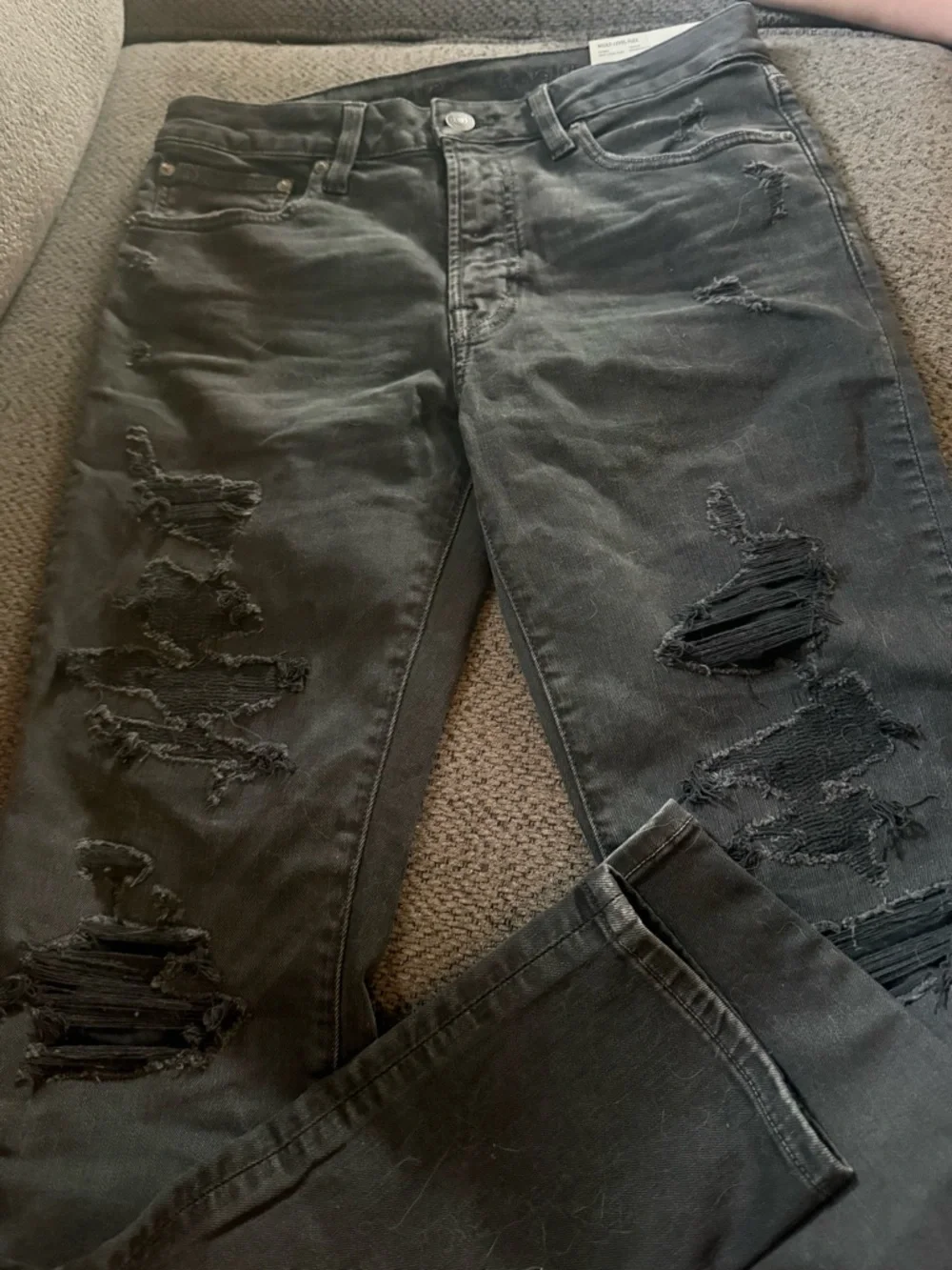 American Eagle Outfitters Black Distressed Skinny Jeans - Picture 3 of 5